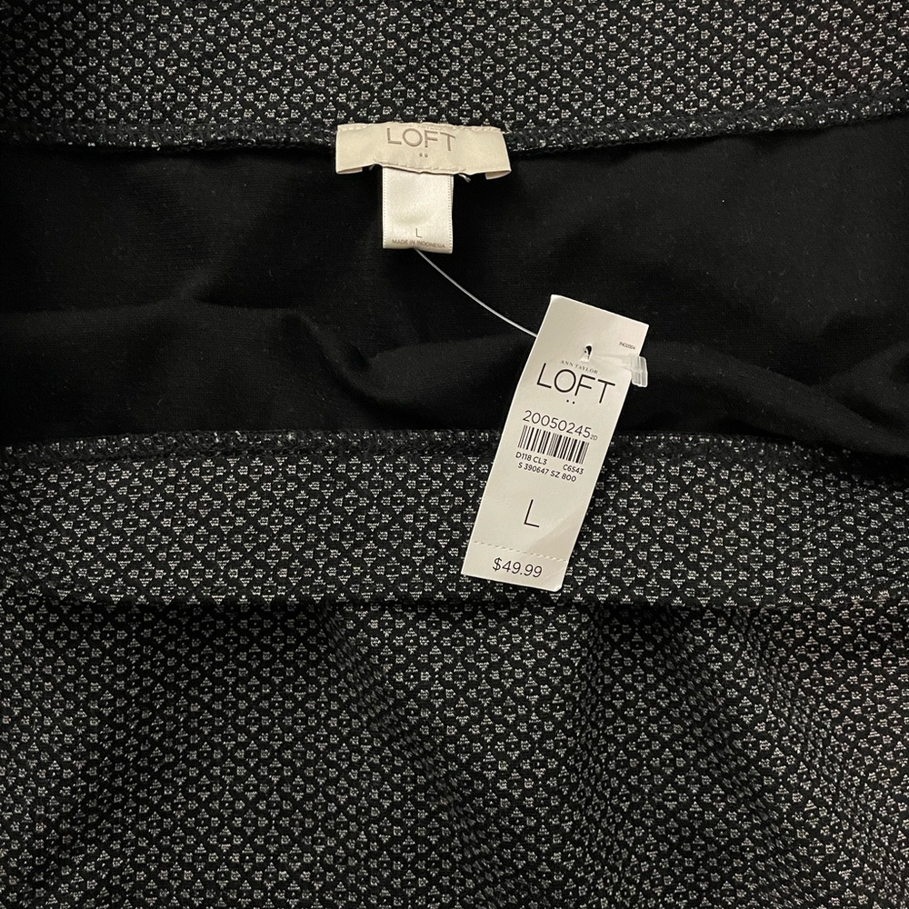 NWT LOFT Women’s A Line Black Gray Pattern Stretch Skirt, Size Large - Picture 5 of 5